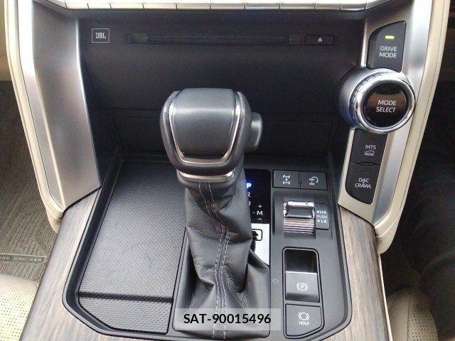 Toyota LAND CRUISER 2023-08 8315077-24