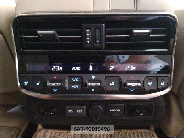 Toyota LAND CRUISER 2023-08 8315077-27