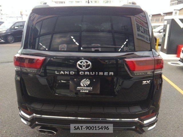 Toyota LAND CRUISER 2023-08 8315077-4