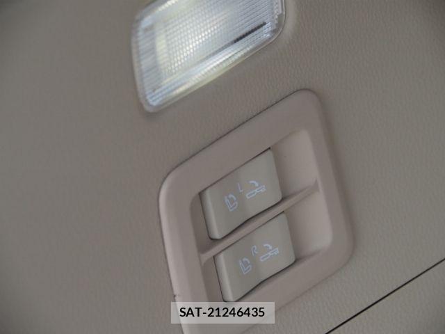 Toyota LAND CRUISER 2023-11 8315082-18