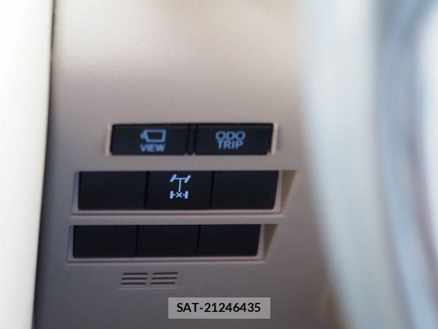 Toyota LAND CRUISER 2023-11 8315082-26