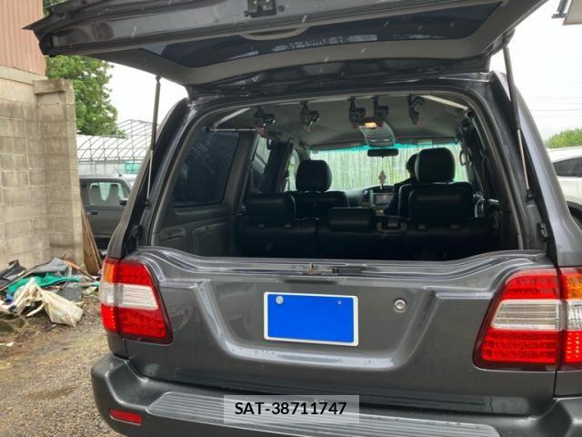 Toyota LAND CRUISER 2004-12 8315088-9