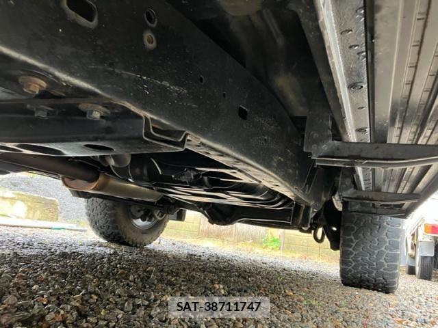 Toyota LAND CRUISER 2004-12 8315088-14