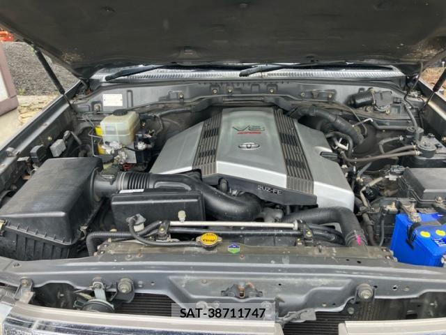 Toyota LAND CRUISER 2004-12 8315088-18
