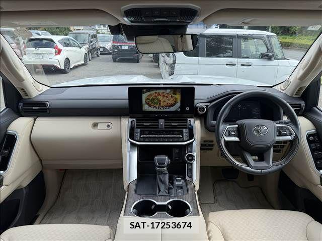 Toyota LAND CRUISER 2025-05 8315080-1