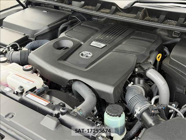 Toyota LAND CRUISER 2025-05 8315080-19