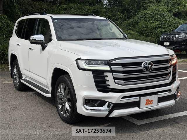 Toyota LAND CRUISER 2025-05 8315080-4