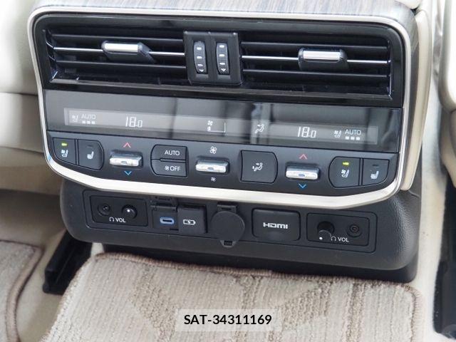 Toyota LAND CRUISER 2023-08 8315081-16