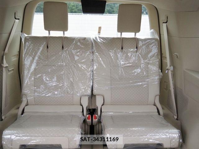 Toyota LAND CRUISER 2023-08 8315081-17