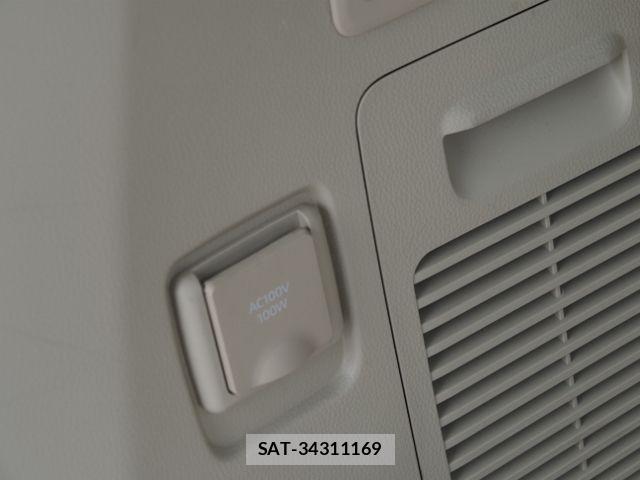Toyota LAND CRUISER 2023-08 8315081-20