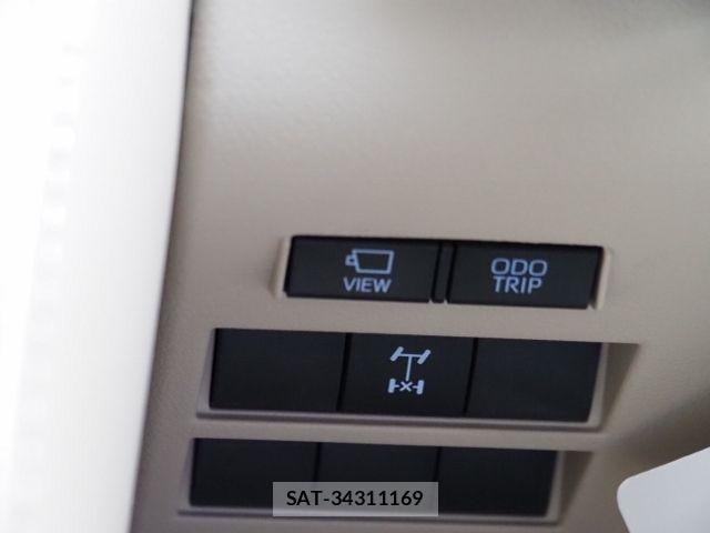 Toyota LAND CRUISER 2023-08 8315081-29