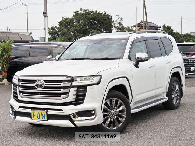 Toyota LAND CRUISER 2023-08 8315081-3
