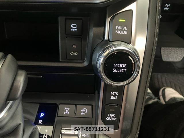 Toyota LAND CRUISER 2025-05 8336478-16