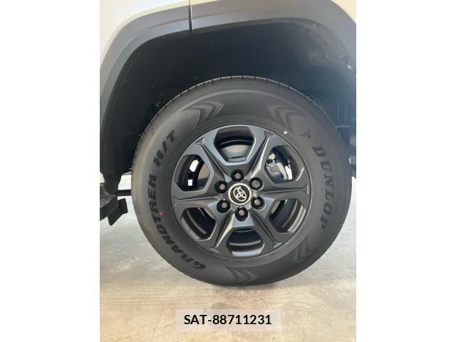 Toyota LAND CRUISER 2025-05 8336478-6