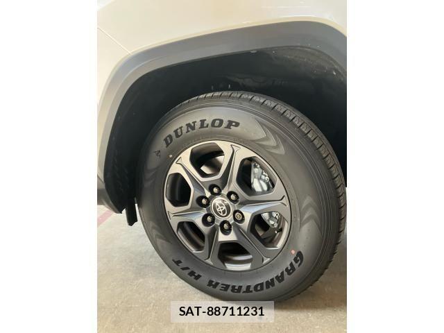 Toyota LAND CRUISER 2025-05 8336478-7