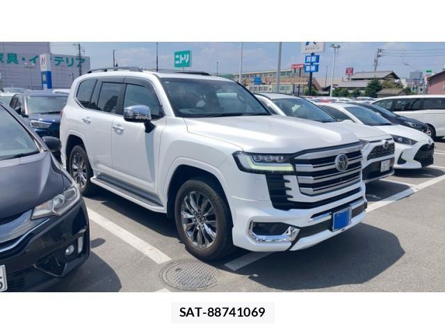 Toyota LAND CRUISER 2024-01 8336480-1