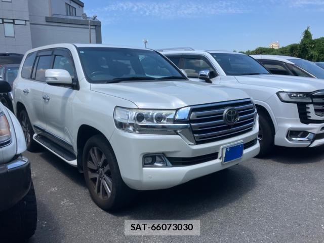 Toyota LAND CRUISER 2016-01 8336482-0