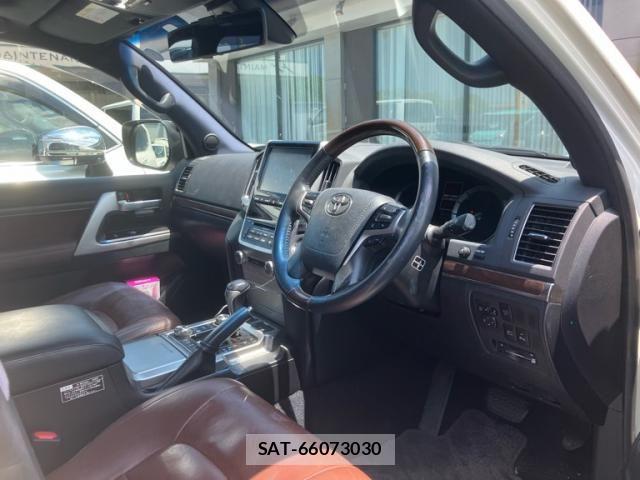 Toyota LAND CRUISER 2016-01 8336482-10