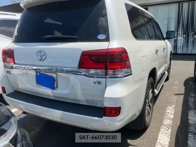 Toyota LAND CRUISER 2016-01 8336482-2