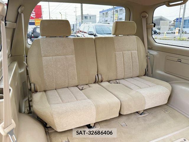 Toyota LAND CRUISER 2005-11 8336481-17