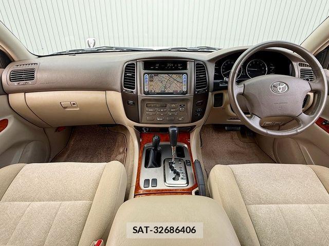 Toyota LAND CRUISER 2005-11 8336481-2