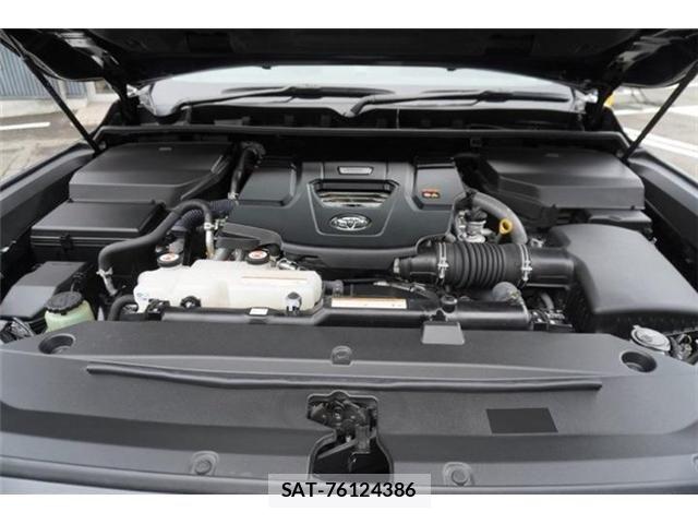 Toyota LAND CRUISER 2023-02 8354804-8