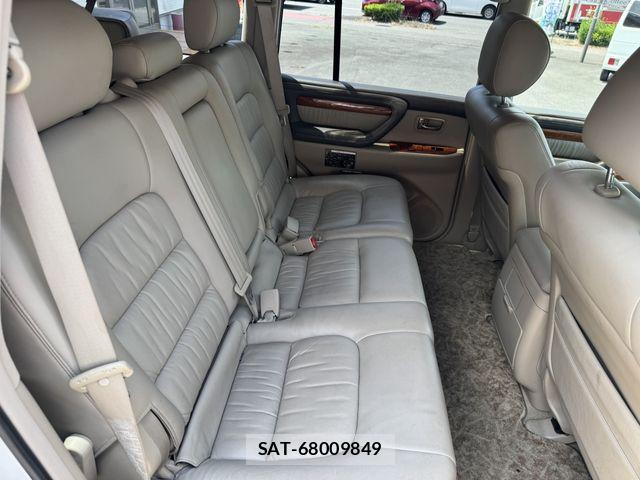 Toyota LAND CRUISER 2007-01 8354809-16