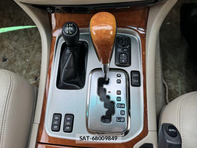 Toyota LAND CRUISER 2007-01 8354809-24