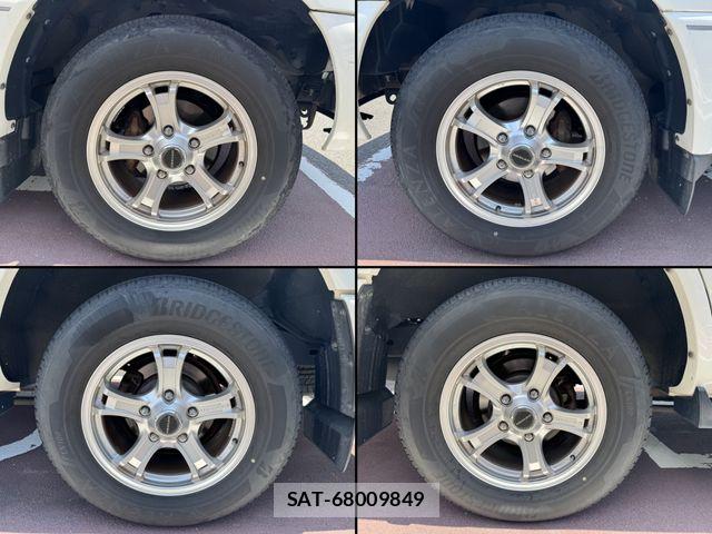 Toyota LAND CRUISER 2007-01 8354809-29