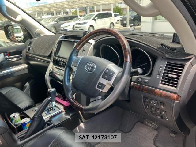 Toyota LAND CRUISER 2013-11 8354807-9