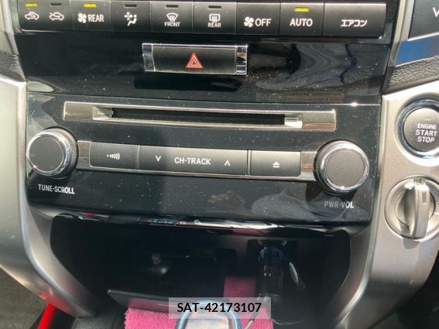 Toyota LAND CRUISER 2013-11 8354807-19