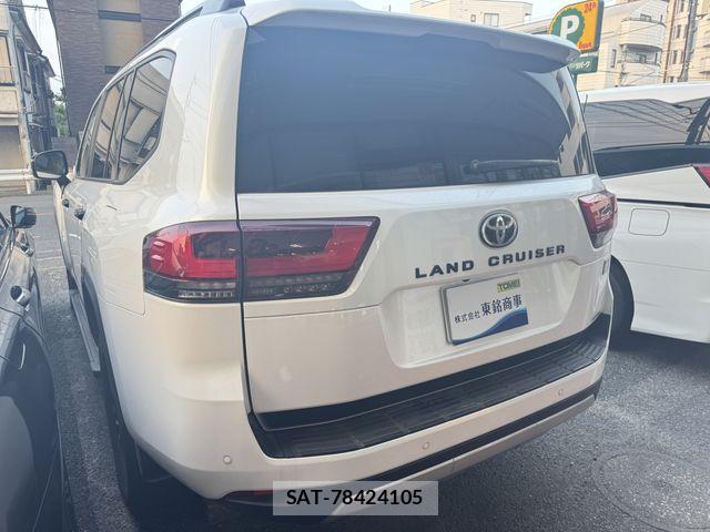 Toyota LAND CRUISER 2022-06 8354806-2