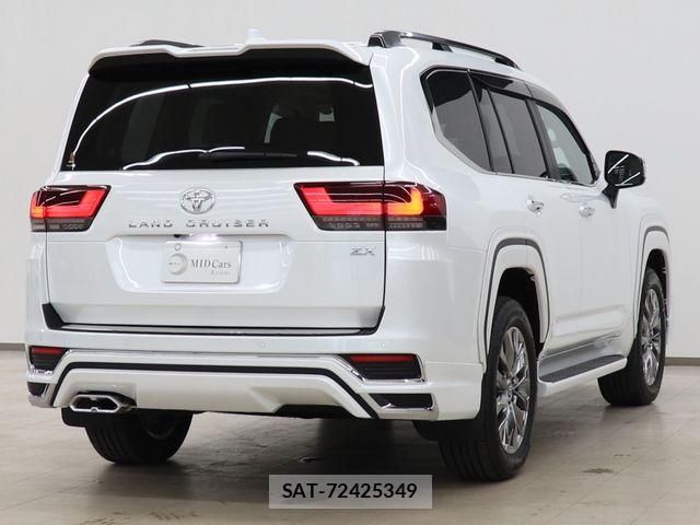 Toyota LAND CRUISER 2025-05 8366618-11