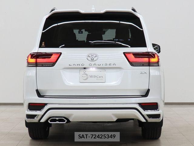 Toyota LAND CRUISER 2025-05 8366618-12