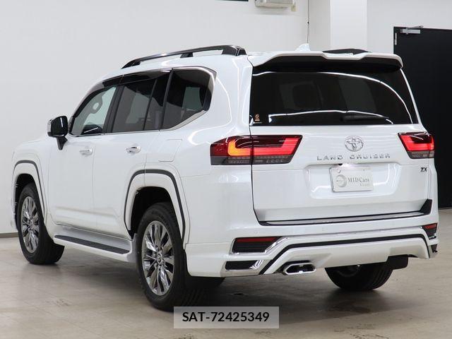 Toyota LAND CRUISER 2025-05 8366618-14