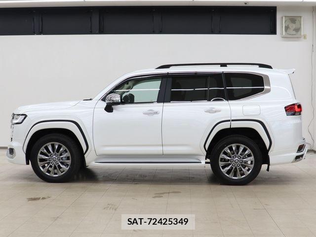 Toyota LAND CRUISER 2025-05 8366618-15