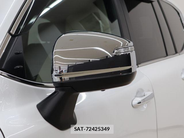 Toyota LAND CRUISER 2025-05 8366618-27