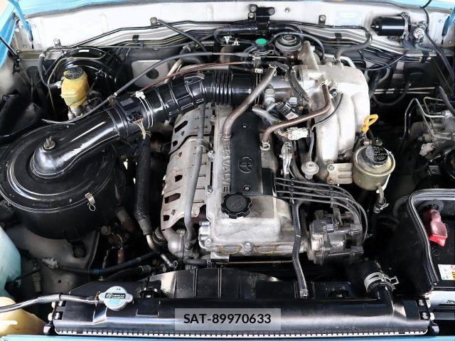Toyota LAND CRUISER 1997-01 8366630-13