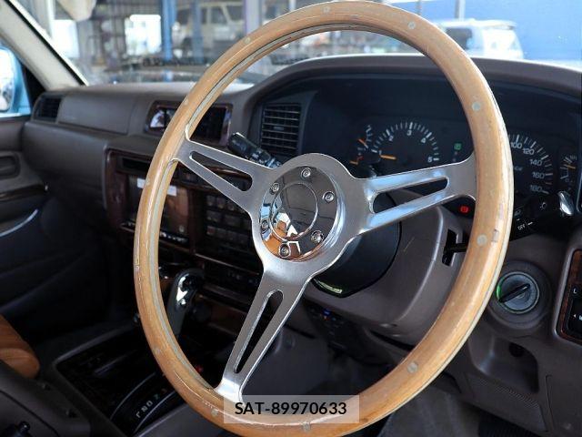 Toyota LAND CRUISER 1997-01 8366630-19