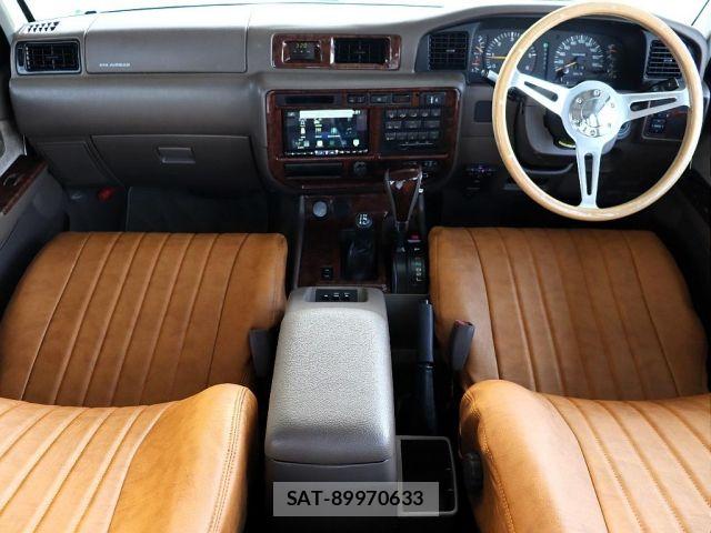 Toyota LAND CRUISER 1997-01 8366630-2