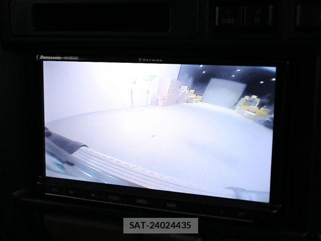 Toyota LAND CRUISER 1997-01 8366624-17