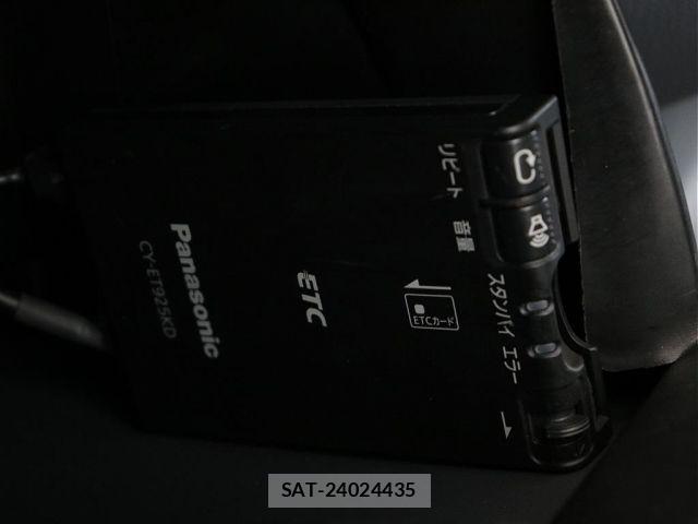 Toyota LAND CRUISER 1997-01 8366624-18