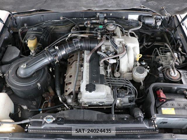 Toyota LAND CRUISER 1997-01 8366624-2