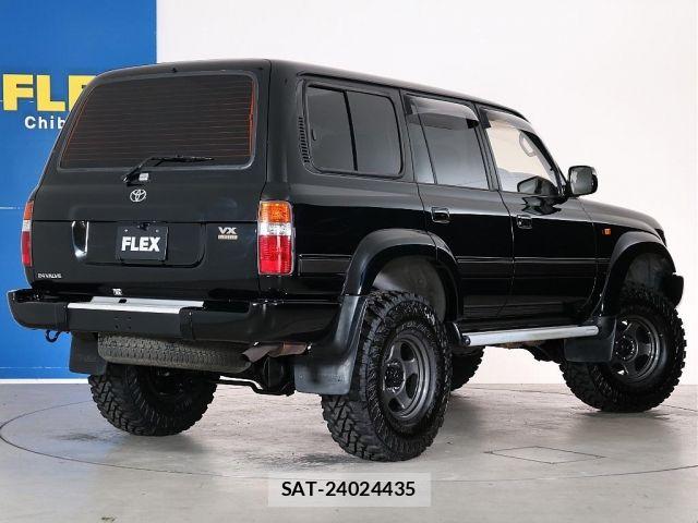 Toyota LAND CRUISER 1997-01 8366624-3