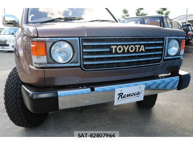 Toyota LAND CRUISER 2002-01 8366628-9