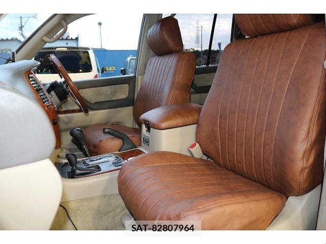 Toyota LAND CRUISER 2002-01 8366628-12