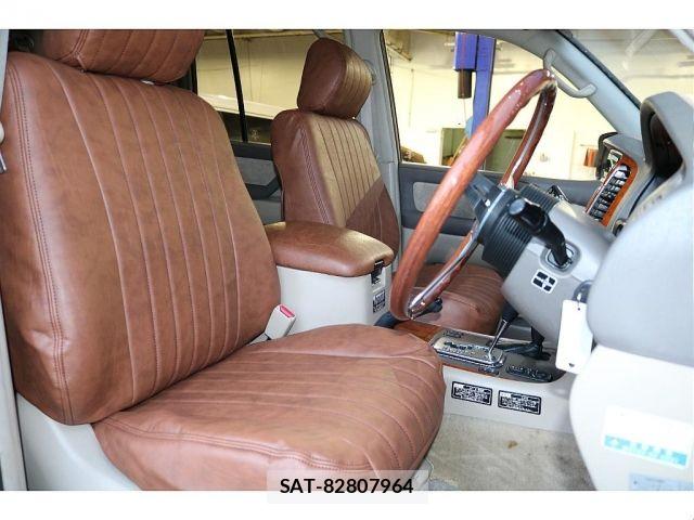 Toyota LAND CRUISER 2002-01 8366628-13