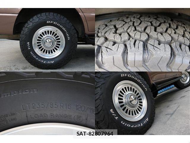 Toyota LAND CRUISER 2002-01 8366628-18