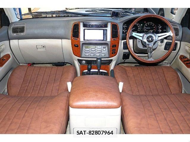 Toyota LAND CRUISER 2002-01 8366628-1