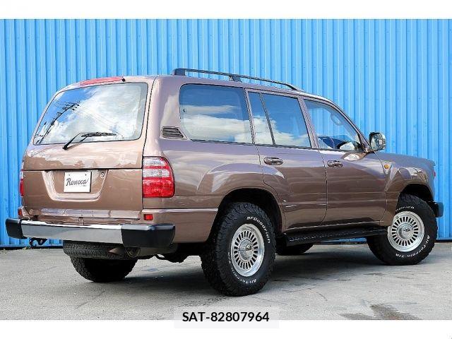 Toyota LAND CRUISER 2002-01 8366628-2